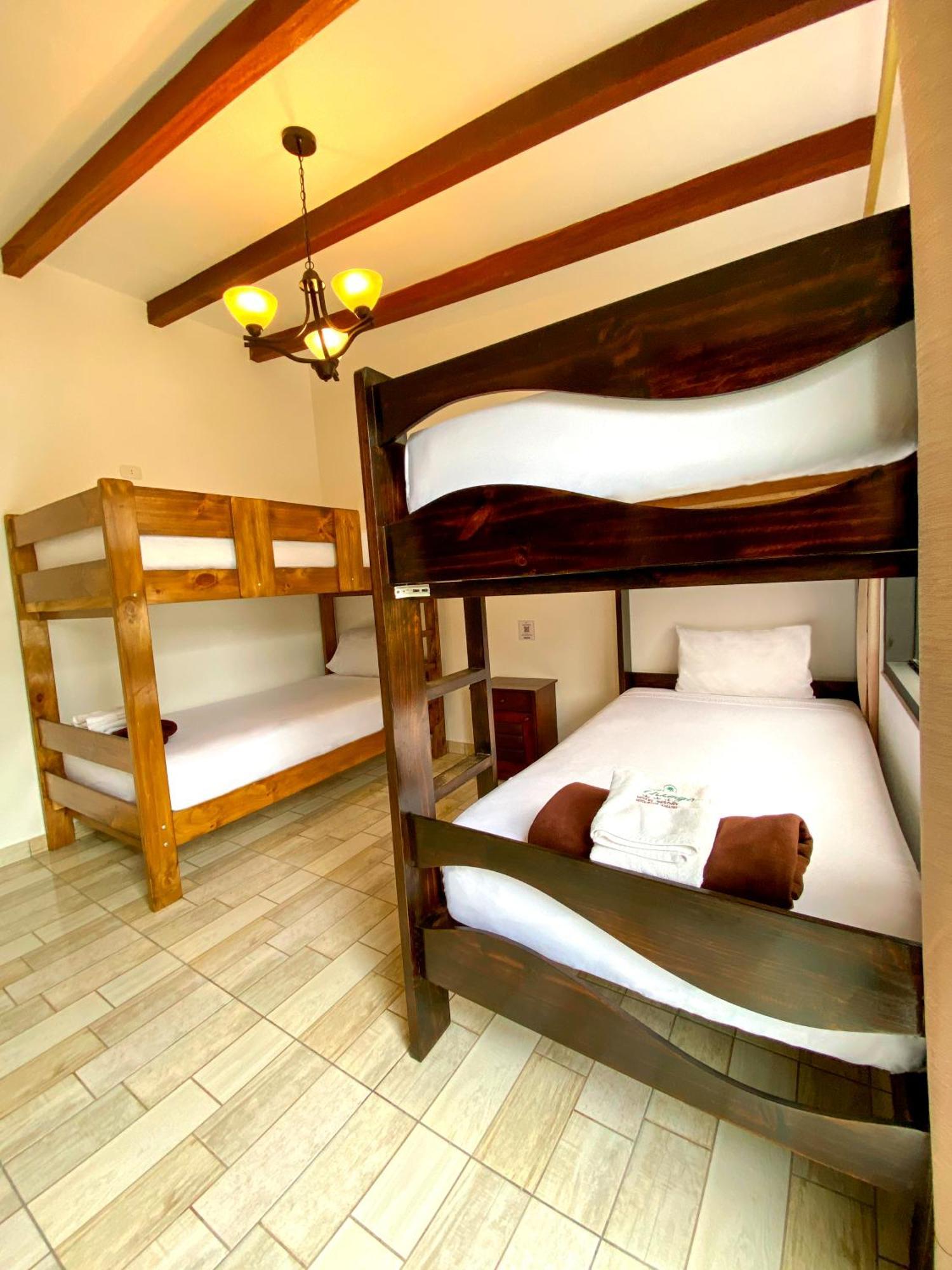 Hotel Resort Thiago ชินชาอัลตา ภายนอก รูปภาพ